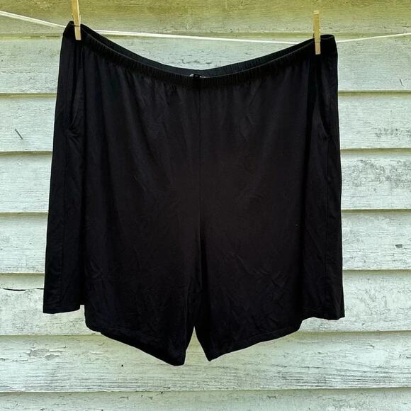 Eileen Fisher Pull On Walking Shorts Women's Size 3X Black Knit good condition - Picture 1 of 6